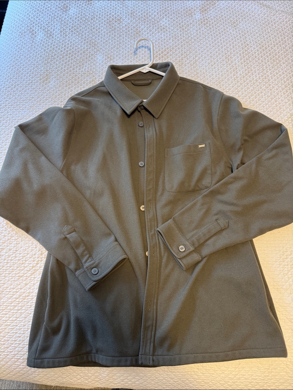 Vuori Men's Olive Green Button-Front Jacket
